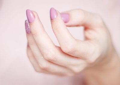 Best Nail Polish Colors For Pale Skin